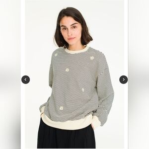 Olive brand daisy pullover